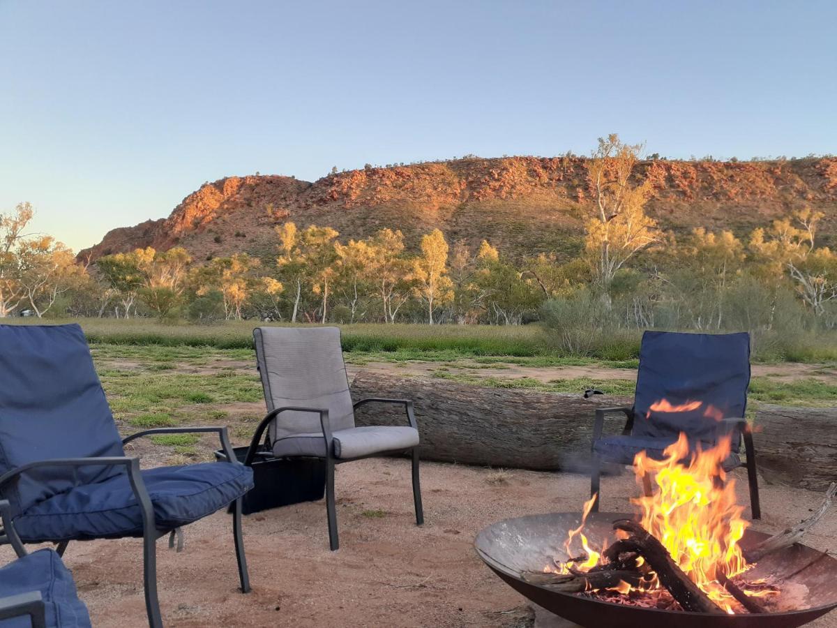 Squeakywindmill Boutique Tent B&B Alice Springs Exterior foto